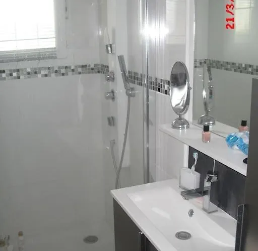 De Poitou, Maison Avec Vue Neuville-de-Poitou